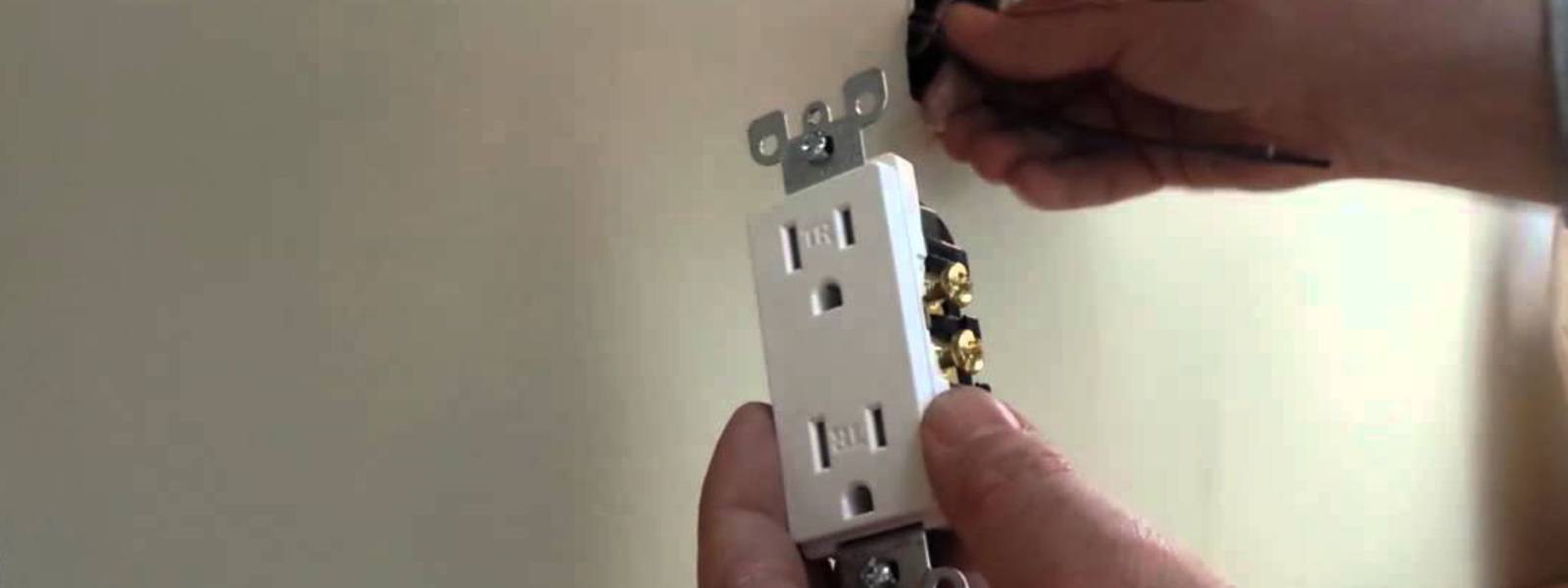 Important Clues it's Time to Update your Electrical Outlets